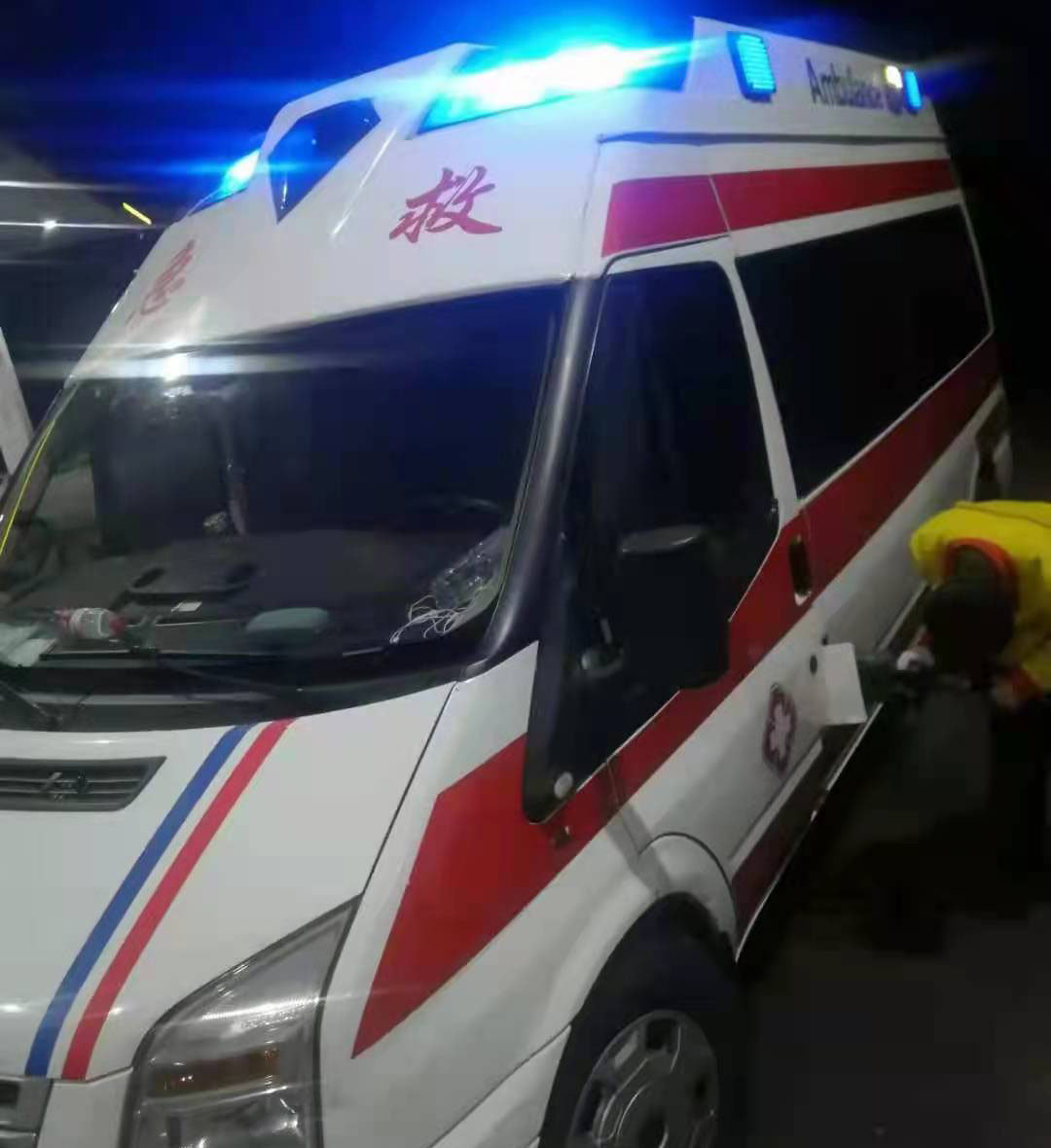 宁乡市专业救护车出租